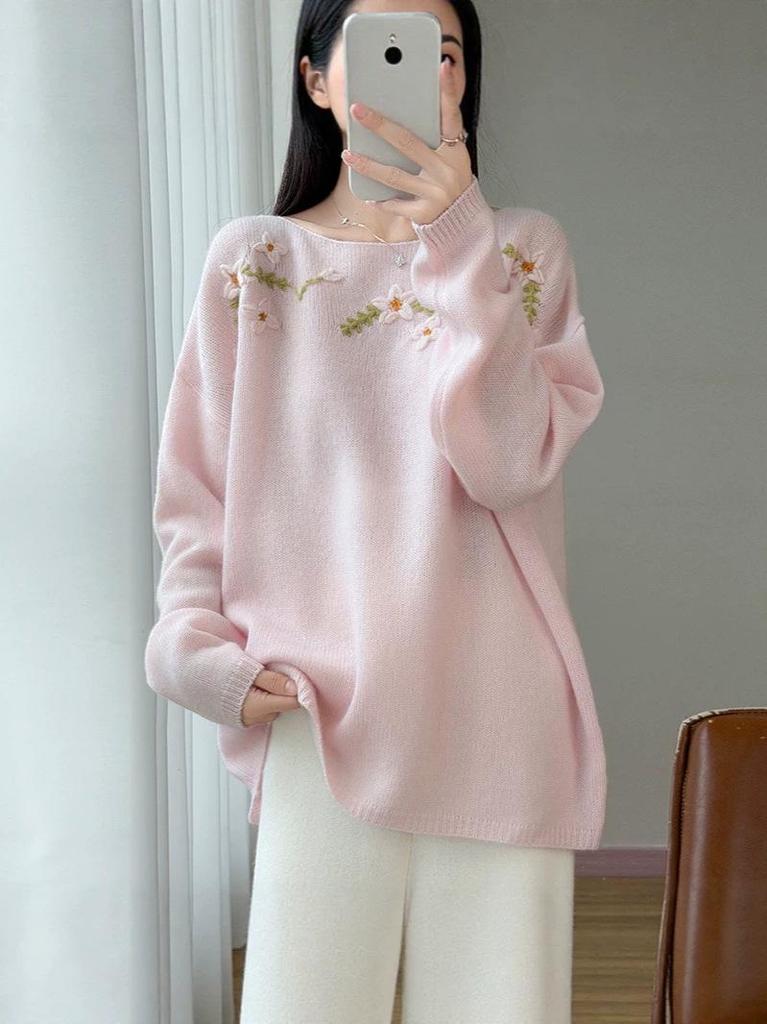 2026 Autumn/Winter Women's Embroidered Floral Wool One-Shoulder Sweater Top