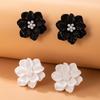 Stylish, simple and versatile exaggerated flower earrings, fresh temperament and three-dimensional multi-color flower pearl ears