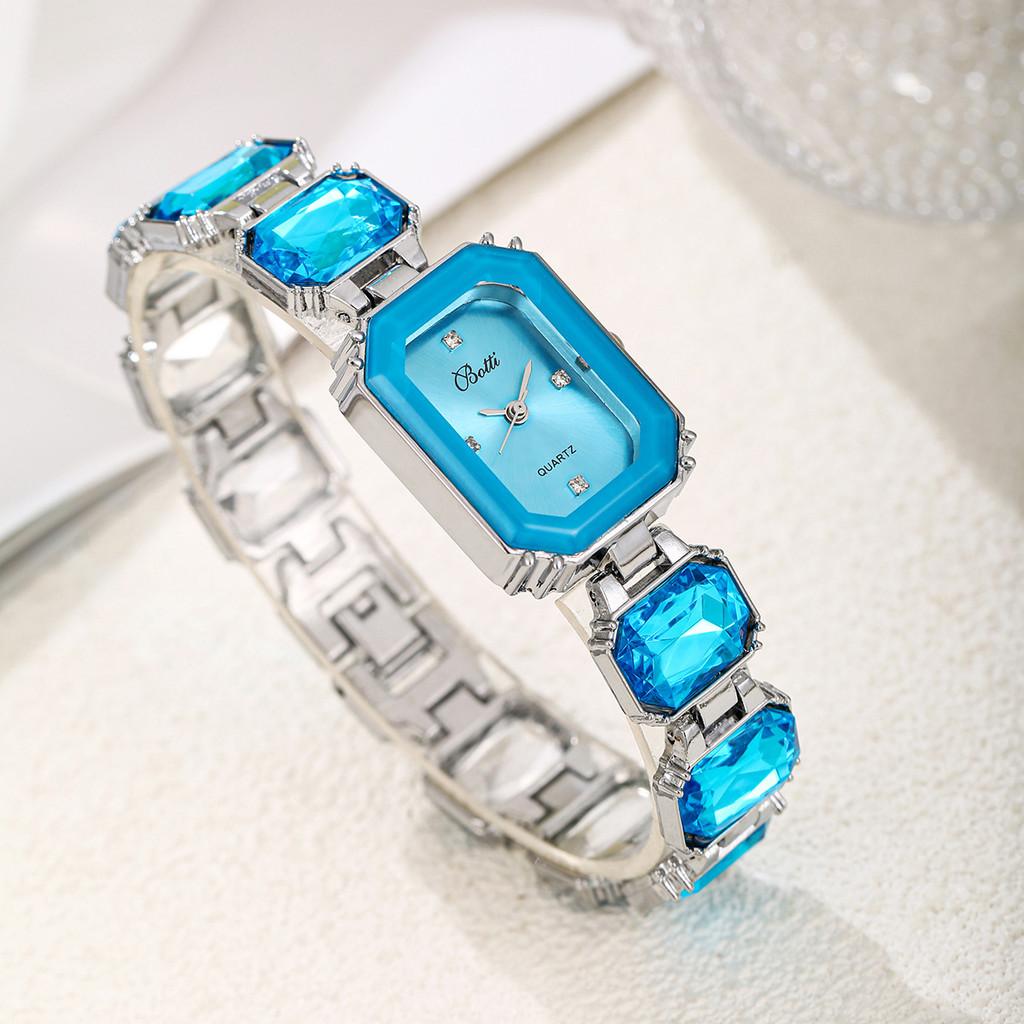 Ladies Fashion Square Quartz Watch With Alloy Bracelet And Decorative Waterdrop For Business Casual