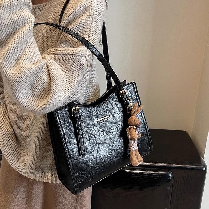 Taschen Damen neue trendige Taschen, Retro-Achseltaschen, lässige und modische tragbare große Taschen, schöne Einzel-Schulter-Tragetaschen.