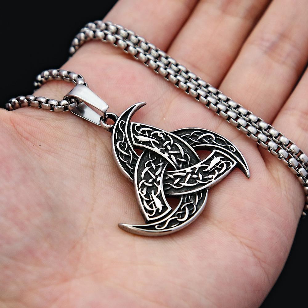 Viking Sun Totem Titanium Steel Men's Necklace - Nordic Retro Stainless Steel Pendant Chain for Women