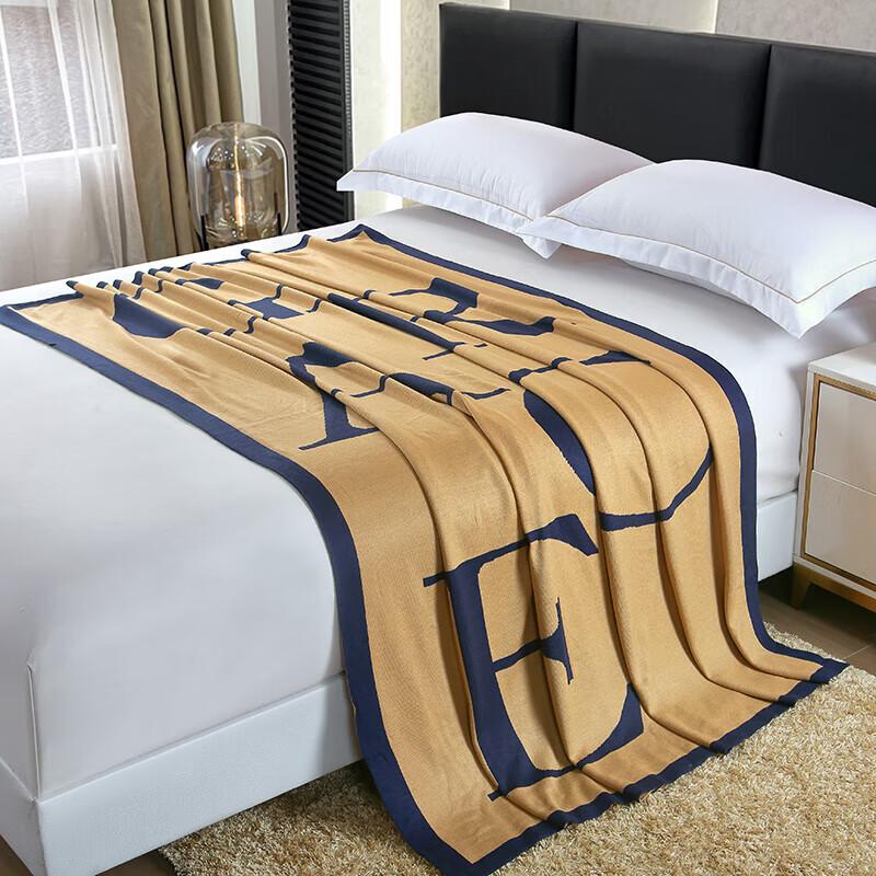 

Grace Jieliya All-Season Functional Blanket