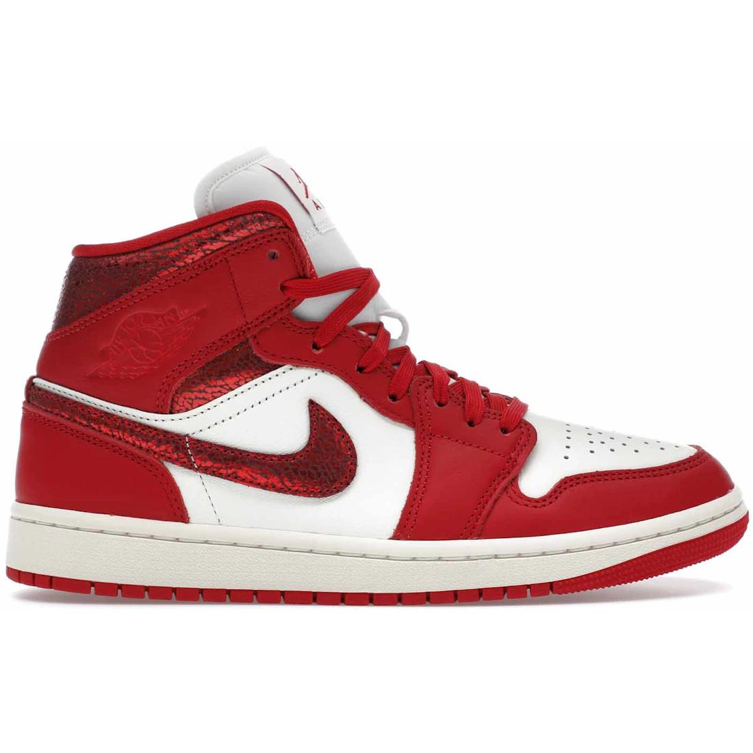 

Sneaker Jordan 1 Mid SE Red Cracked Leather (Women s)(HJ9337-106) 39