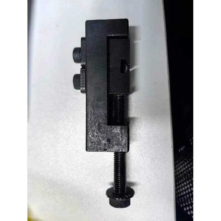 Vehicle CV Boot Clamp Pliers, Auto CV Joint Axle Single Ear Hose Drive Shaft Clamping Tool