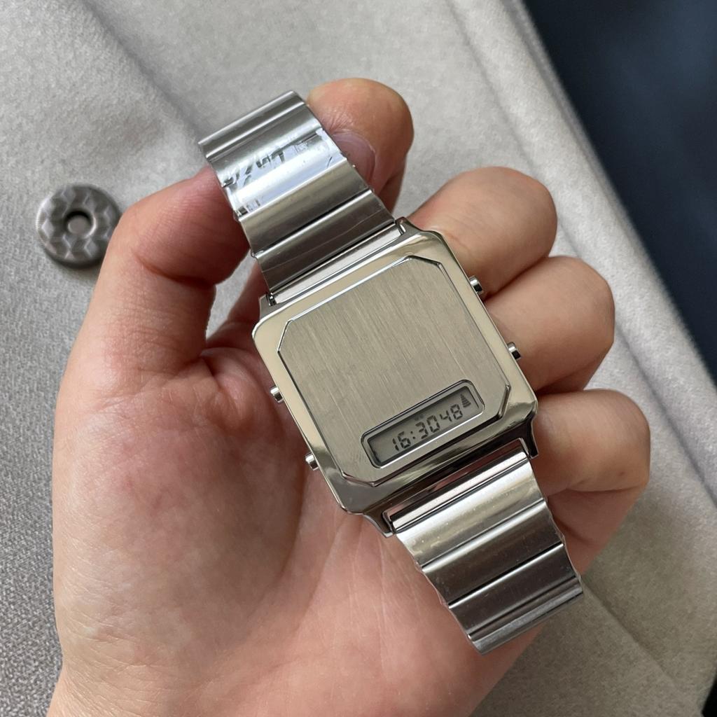 Nouvelle Montre Électronique Carrée Pour Hommes Marque Authentique Simple Haut de Gamme Haute Qualité Luxe Léger Cadeau Étanche
