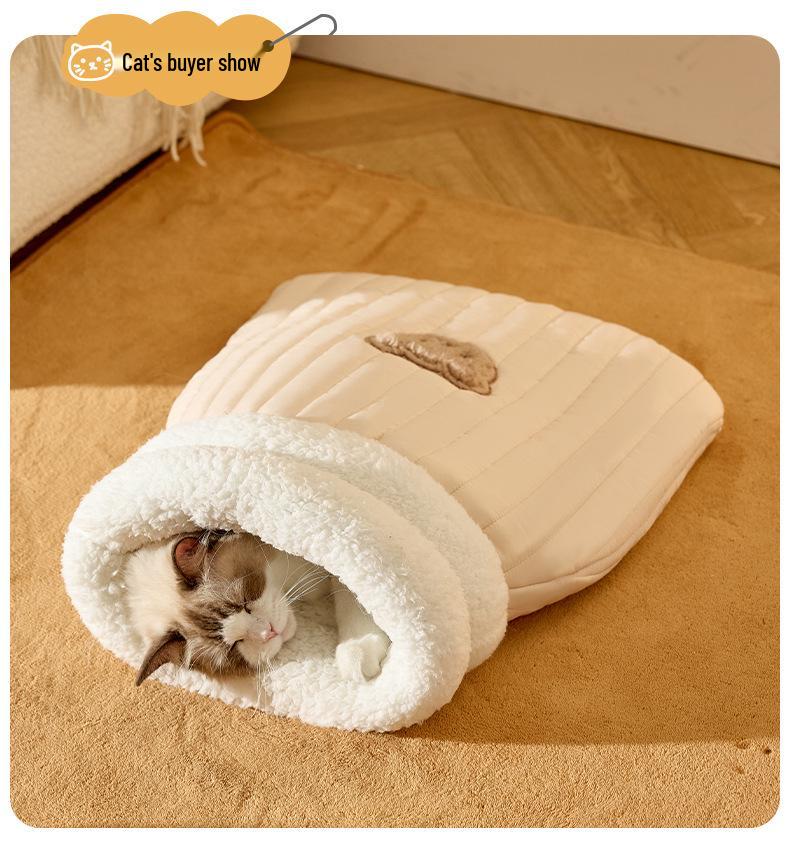 Cozy Winter Cat Bed - Enclosed Down Pocket, Kitten Sleeping Bag Nest, Warm Pet Bed for Dogs.