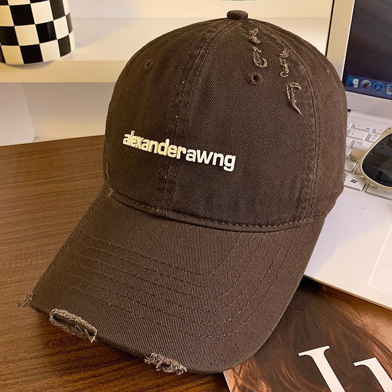 Adjustable Baseball Cap For Adults With Distressed Look For Wear Seasonal