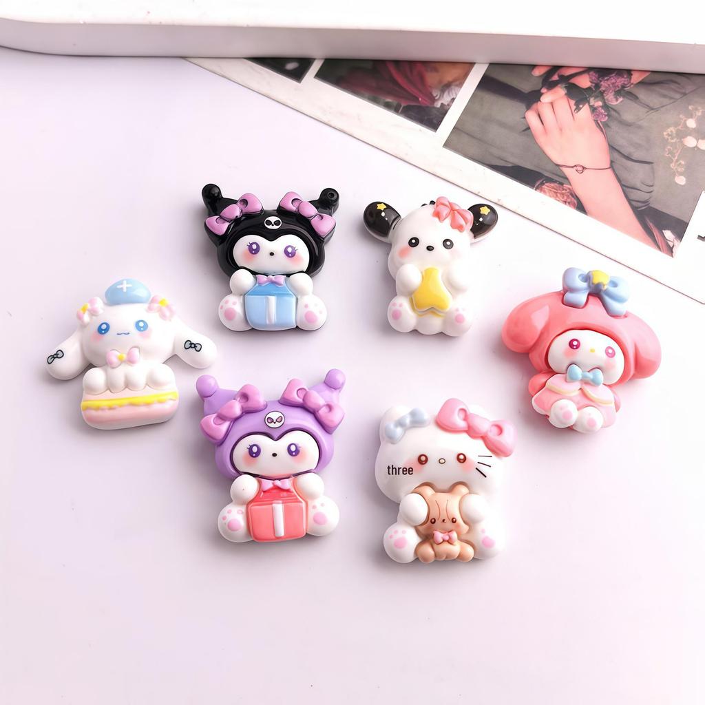 Cartoon Little Gull DIY Accessories: Gift Box for Phone Case, Hair Clip, Keychain, and Shoe Buckle