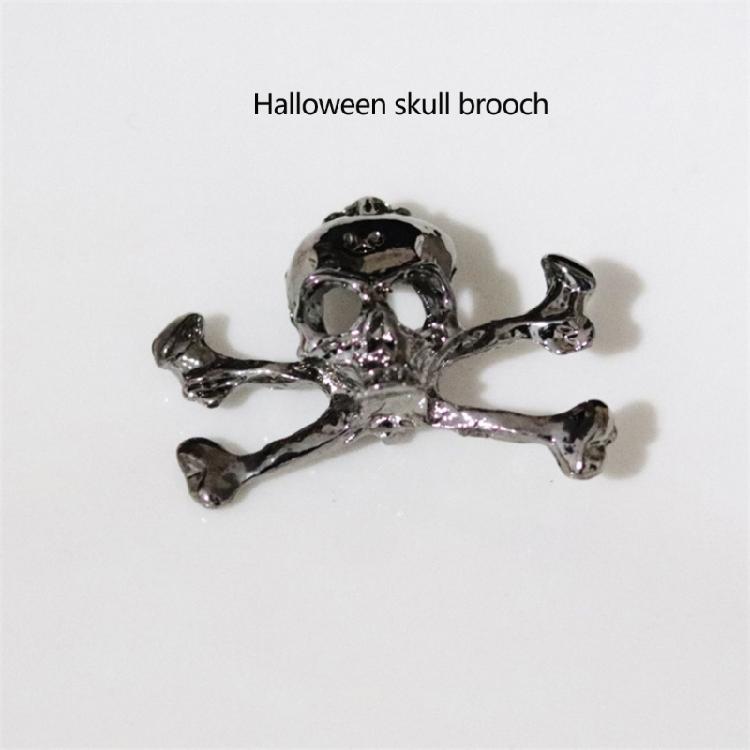 Skull Lapel Pin Brooch for Women Men, Punk Skeleton Head Brooches Pin Halloween Costume Accessories Statement Jewelry