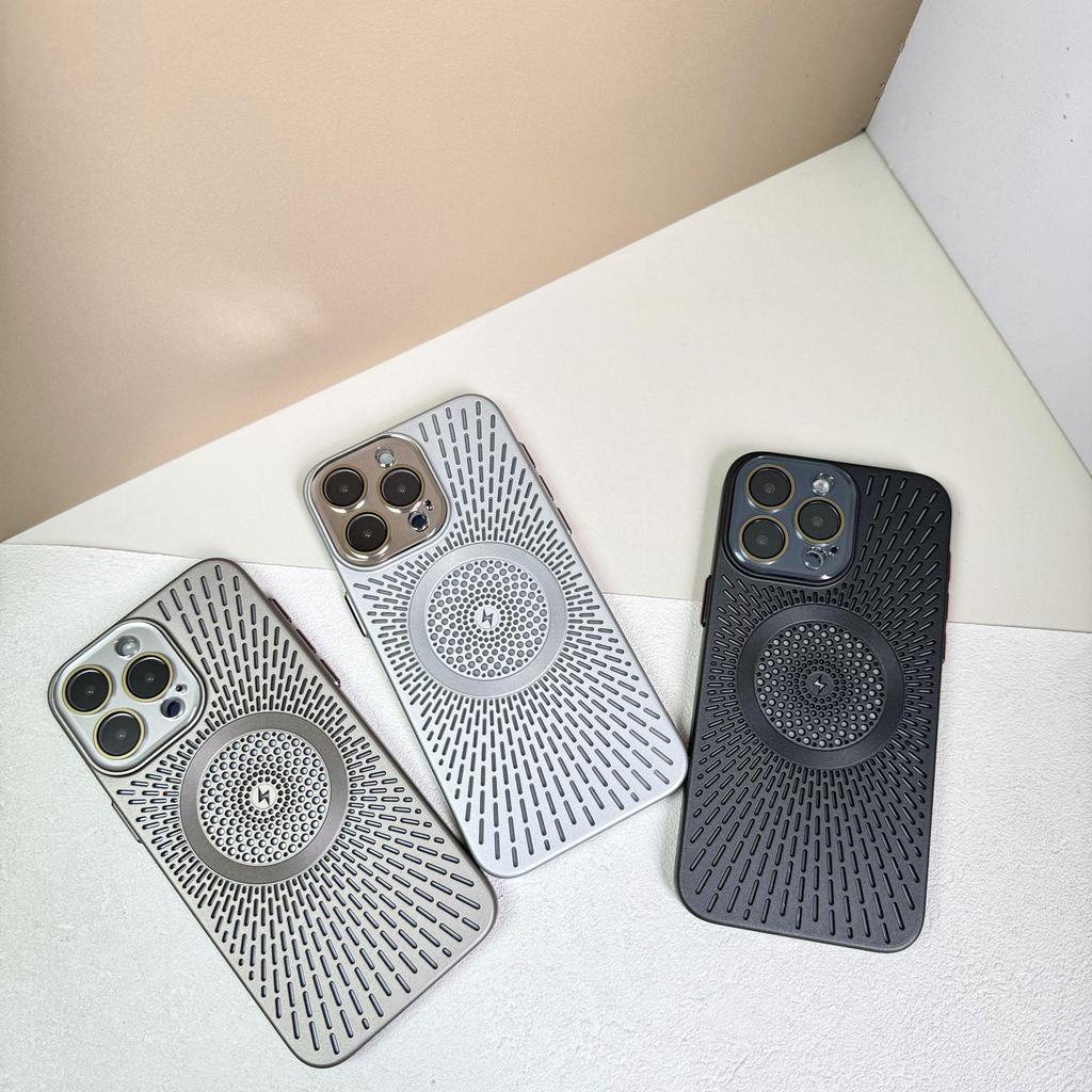 Atmungsaktive, wärmeableitende Netzhülle für iPhone 15Pro und 14Pro, magnetisches Laden, Schutzhülle mit Hautgefühl.