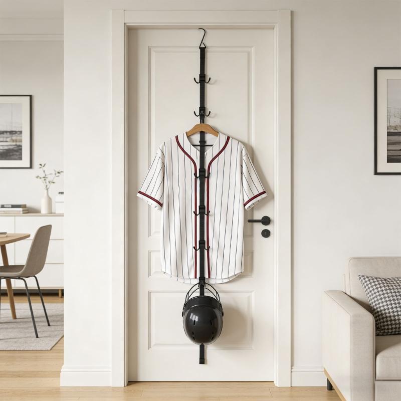 Vertikale Aufhängesysteme für schnelltrocknende Hockeyausrüstung verhindern Feuchtigkeitsansammlungen. Ideal für Garage, Camping und Reisen.