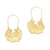 The golden shell earrings exude a retro charm and are trendy and fashionable. The earrings are versatile and elegant with a light luxury style