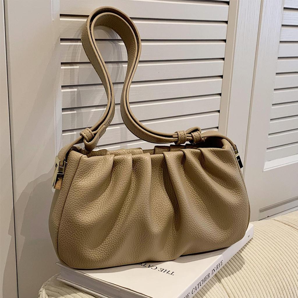 Premium Texture Plissert Cloud Bag Dame Bag Populær Messenger Bag Utenlandsk stil Skulder Armhule Bag