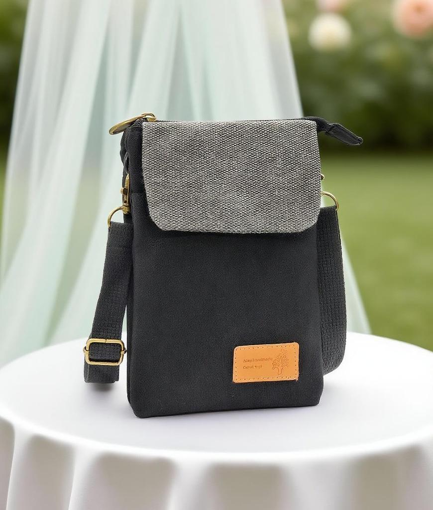 2023 New Solid Color Multi-Layer Canvas Crossbody Phone Bag - Simple, Small Crossbody Women's Bag