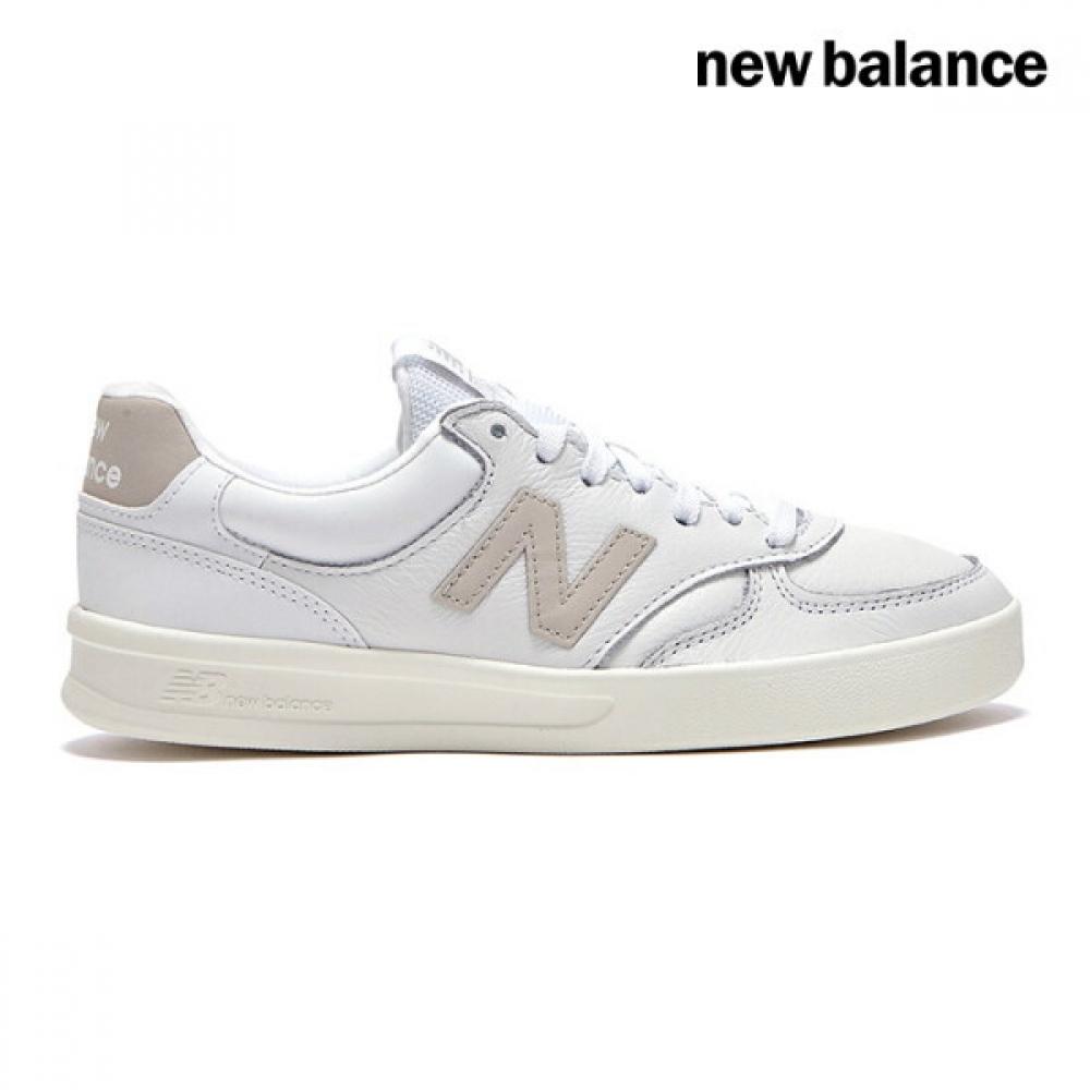 

New Balance Ct300 Sneakers 220