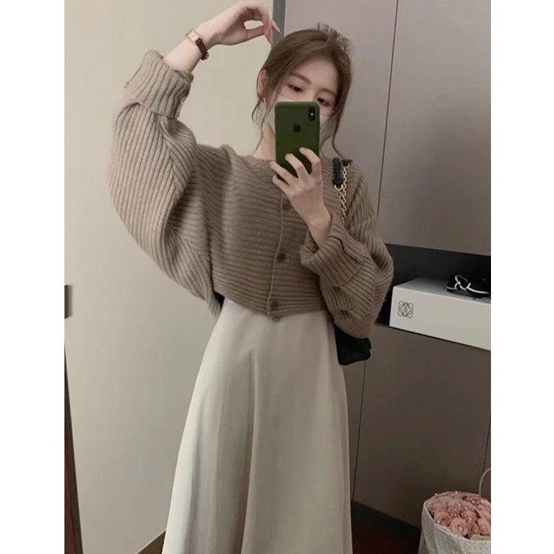 Women's Retro Japanese Knitted Cardigan - Soft, Short, Lazy Style for Spring & Autumn