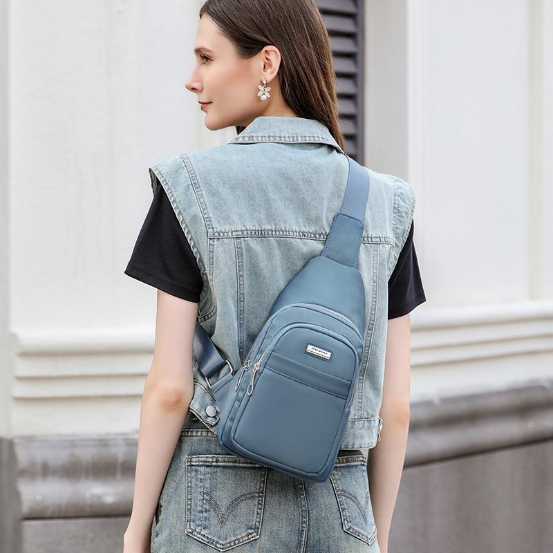 Dámská náprsní taška, taška přes rameno, crossbody taška, sportovní vícevrstvá taška