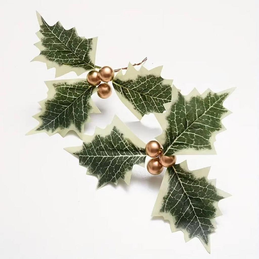 Simulation Christmas Triangular Christmas Leaf Small Red Fruit Berry Branch