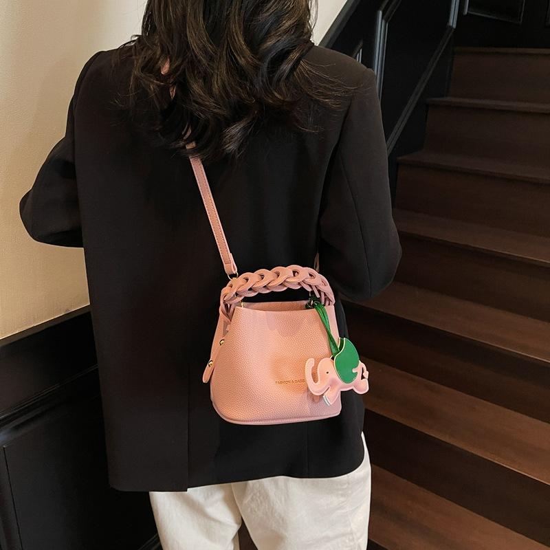 Handbag Women's New Fashion Soft Leather Bucket Bag Versatile Casual Shoulder Crossbody Bag