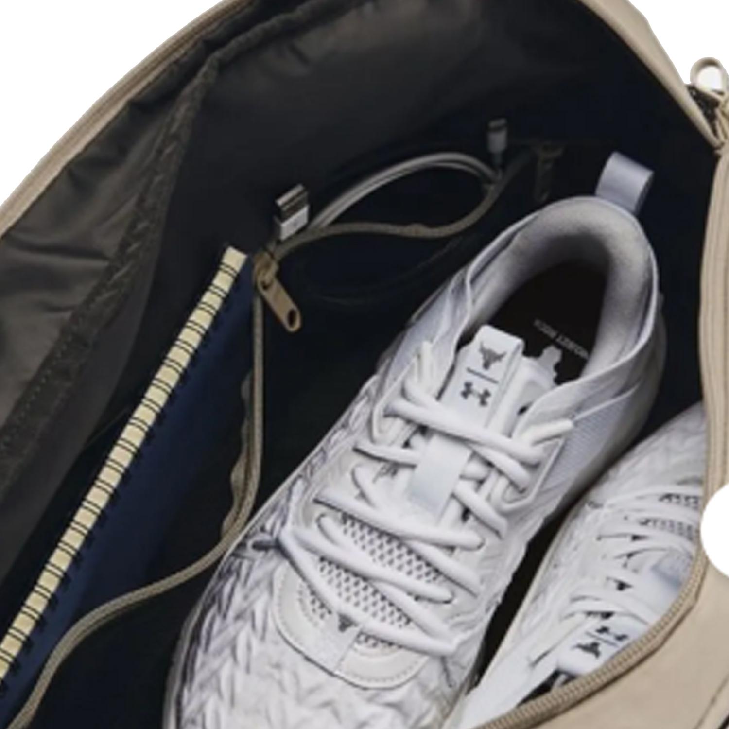 

New Under Armour Polyester Nylon Blend Portable One Shoulder Crossbody Gym Bags Small Size Women s Taupe & Black 1376458-203 39.4*15.7*32.5CM