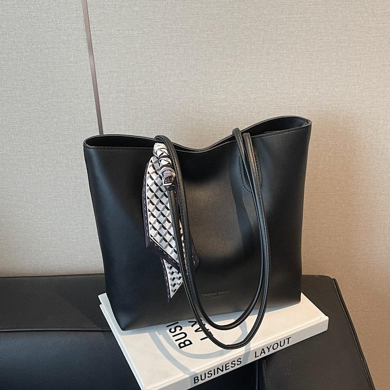 

Универсальная сумка Женская новая повседневная наплечная сумка Большой вместимости сумка для поездок