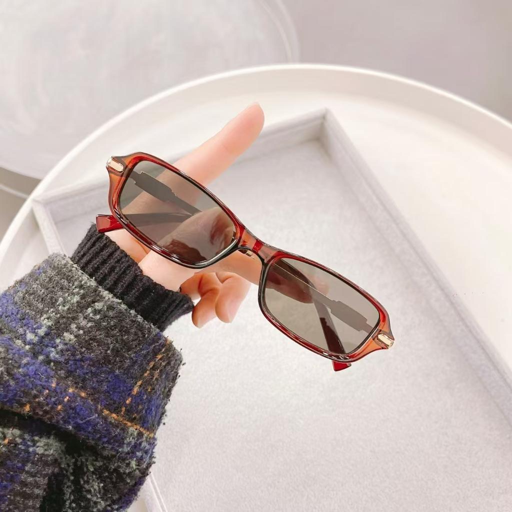 Fashion Rectangle Sunglasses Women UV400 Protection Sun Glasses for Men Holiday Travelling Stylish Shades
