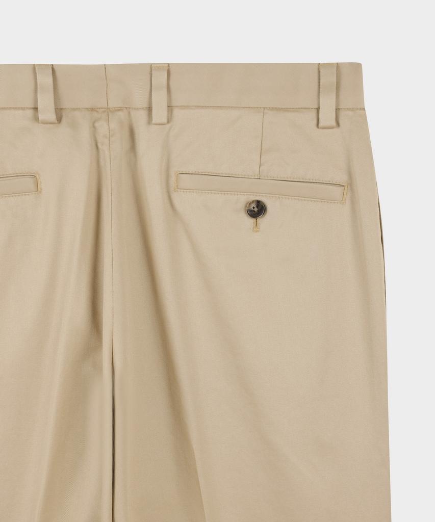 BROOKS BROTHERS Regular Fit Lightweight Advantage Chino (British Khaki) (Bbpcmmz502)