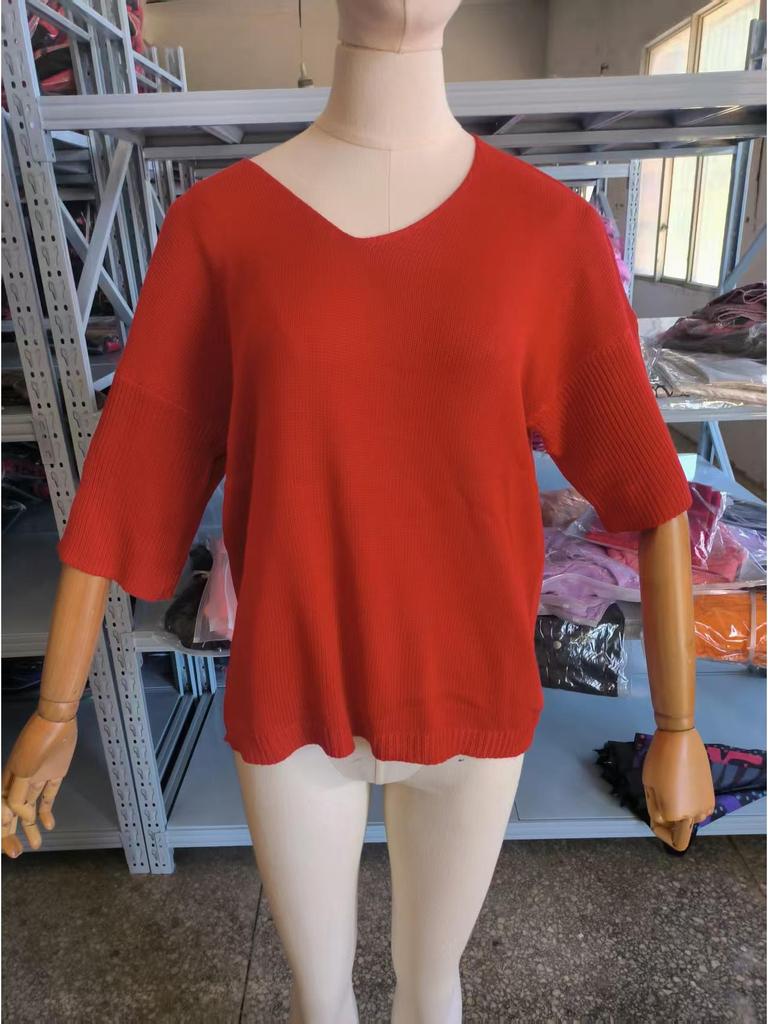 Dames ensfarget V-hals 3/4 erme slankende strikket genser