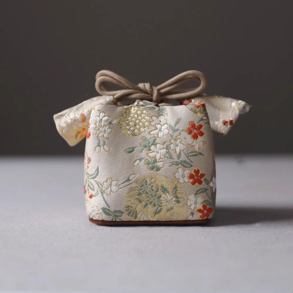 Портативная дорожная сумка для чашек на шнурке японский стиль хлопчатобумажная ткань органайзер для чашек сумка для хранения из бархатной ткани S 8X8CM 2499₽