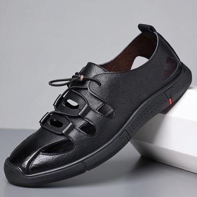 ModeNieuwe Zomeren Sandaal Heren Uitgesneden Zacht Leer Ademende Sandalen Antislip Platte Zool Handgemaakt Trendy Ontwerp Schoenen Heren Schoenen