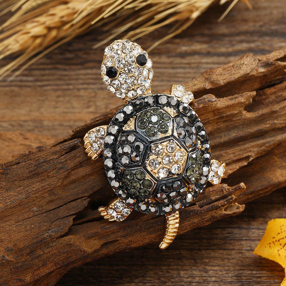 

Изысканные Женские Девушки Мода Милые Черепахи Кристальная Брошь Значки Новые Стразы Животное Детская Сумка Одежда Пальто Булавки Аксессуары