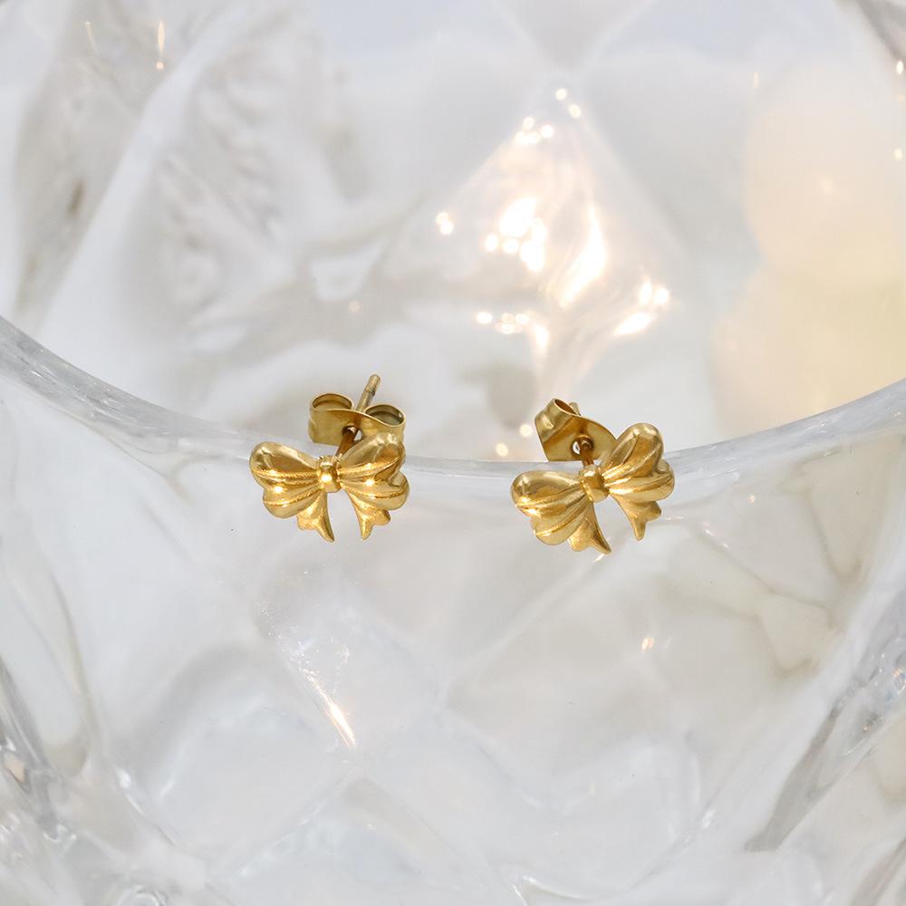 The Same 18K Gold Titanium Steel Jewelry Earrings, Simple Small Fragrant Style Bow Stud Earrings, Women'S High-End Sense