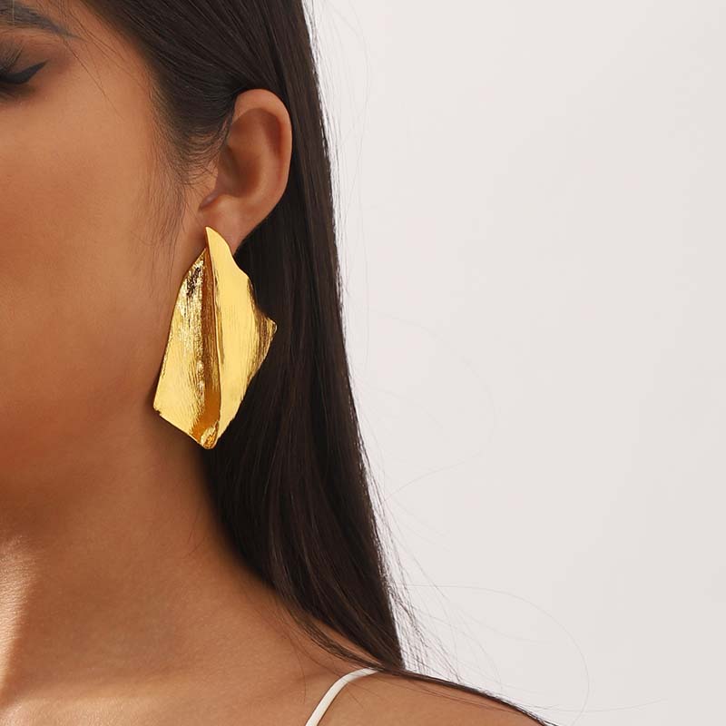 Exaggerated Metal Irregular Stud Earrings for Women Vintage Gold Color Geometric Texture Personality Earrings Party Jewelry Gift