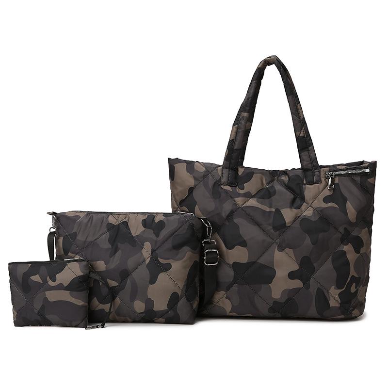 

Trendy Women s Versatile Handbag: Large Capacity Shoulder & Crossbody 3-Piece Set