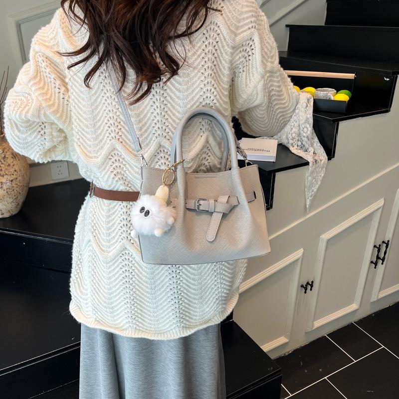 Handbag Bag Women's Spring New Vegetable Basket Bucket Bag Slack Pleated Fashion Shoulder Messenger Bag