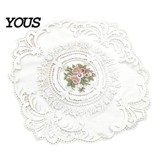 Soft Macaron Color Tableware Retro Oval Lace Doily, Embroidered Rose Placemat, Elegant Floral Table Washable Linens Mat, Decorative Doilies for Dining