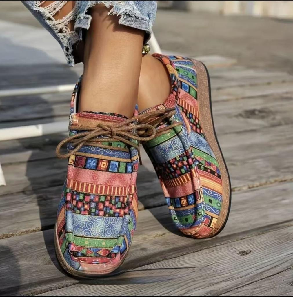 Großformatige Ethnische Stil Freizeit-Flachschuhe – Bunte Schnür-Graffiti Low-Top Canvas-Schuhe mit Holzmaserung Dicke Sohle für Damen