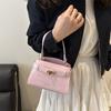 High-end Small Square Bag Women's New Fashion Shoulder Bag Casual Commuter Shoulder Bag Simple Temperament