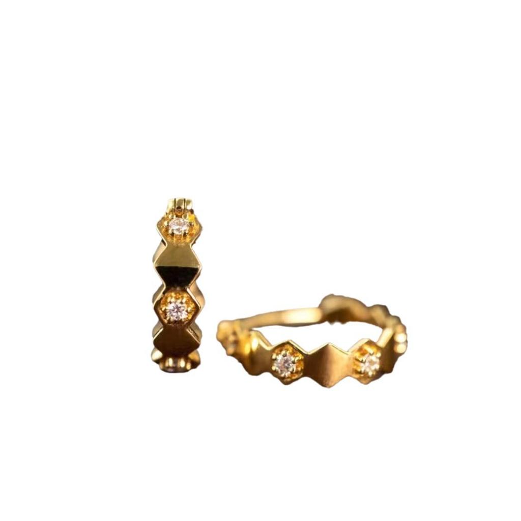 Sandgold Eingelegte Waben-Rauten-Ohrringe - Geometrische Vergoldete Damen-Creolen