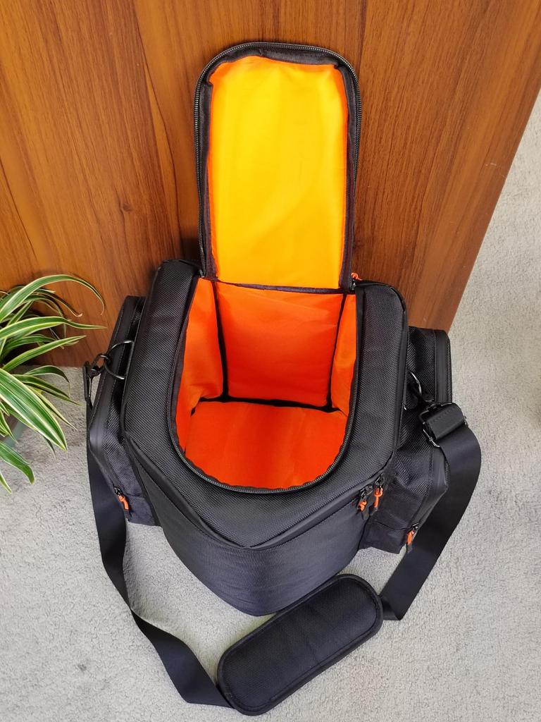 Carrying case shoulder bag for Bose S1/S1 Pro. Also stores accessories such as microphones, transmitters, tablets, and power cords.