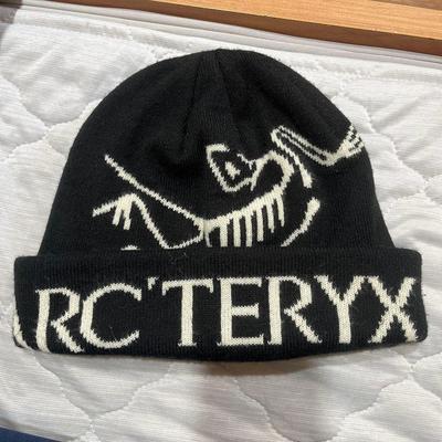 Used ARC TERYX knit hat