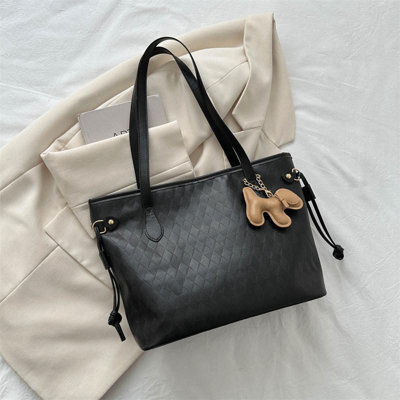 Large Capacity Fashionable Women's Tote Bag 2023 Summer New Street Style Handbag