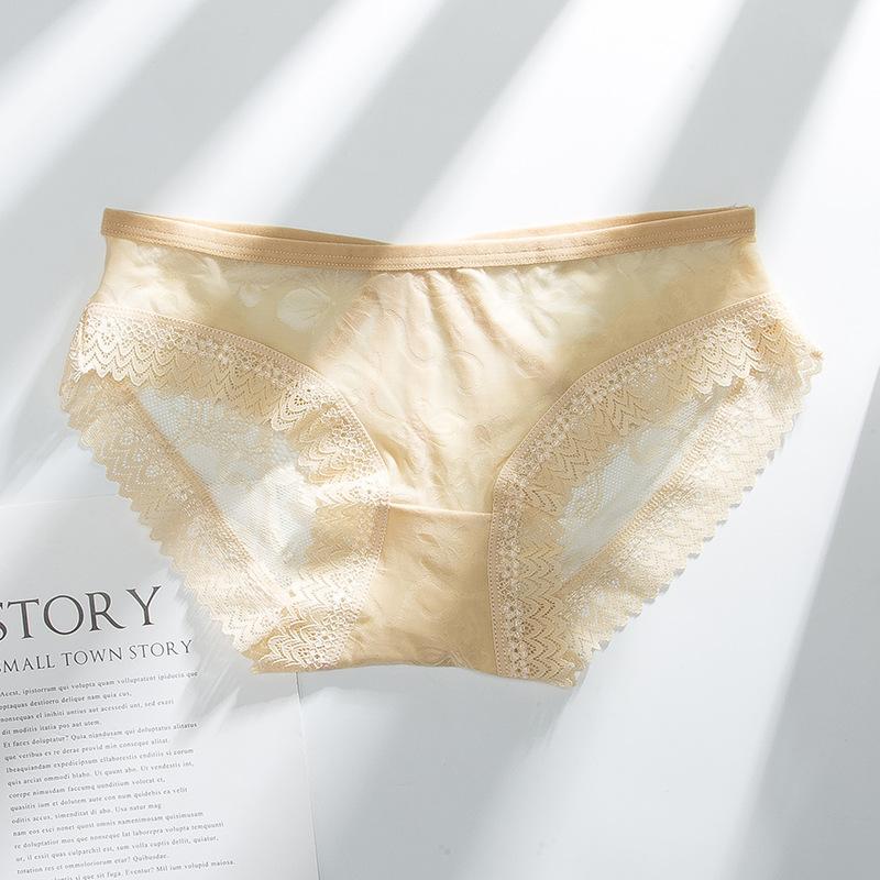 Ladies Spring and Summer Sexy Lace Hollow Breathable Low Waist Cotton Crotch Triangle Briefs