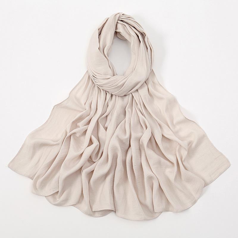 Autumn new solid color hot-selling Malaysia Indonesia velvet long towel popular monochrome versatile ethnic headscarf women