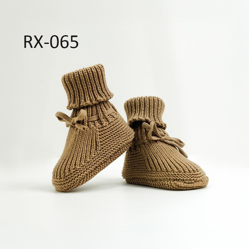 Factory Cute Soft Infant Baby Socks Organic Cotton Knitted Crochet Baby Shoes 0-3M