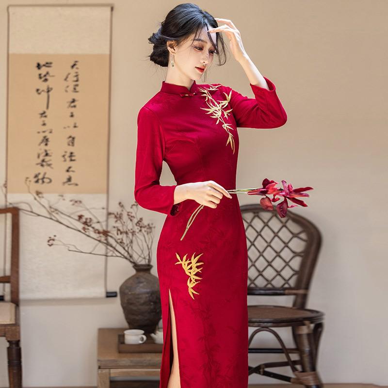 Womens Long Sleeve Winter Cheongsam Dress Red Beige Chenille Jacquard Warm Lined Vintage Style Full Length