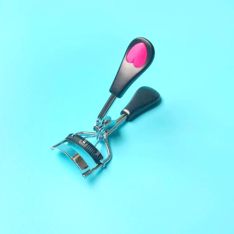 Chrome Peach Heart Handle Wide-Angle Mini Eyelash Curler - Portable Beauty Tool