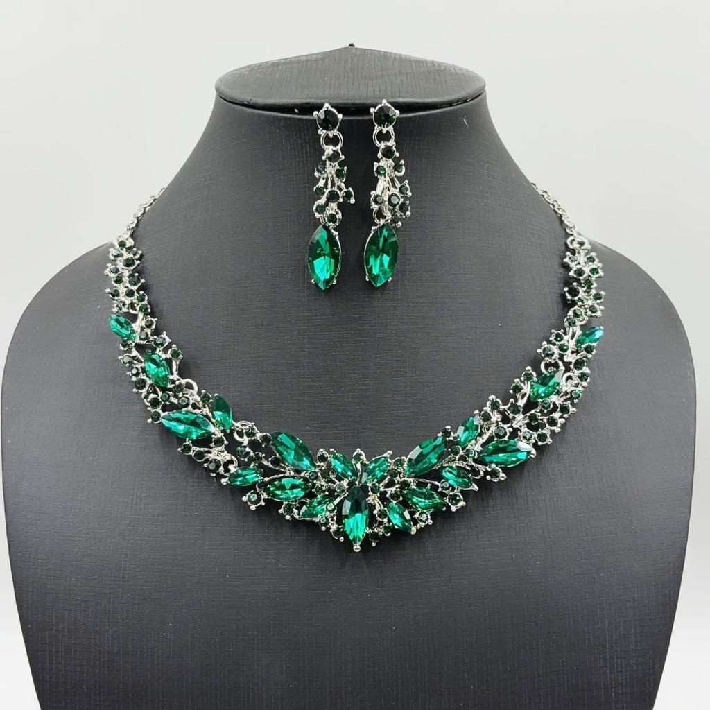 LY-WC0063 Bridal Luxury Crystal Necklace Earrings for Wedding Handmade Diamond Lady Rhinestone Fashion