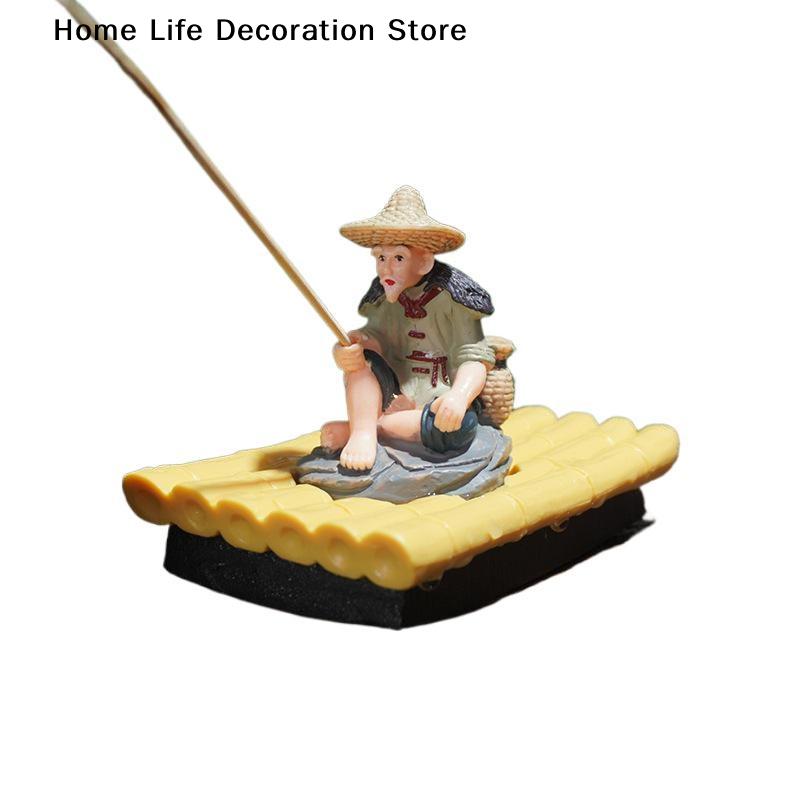 1Pcs Bamboo Raft Fisherman Figurine Elderly Fisherman PVC Statue For Yard Floating Aquarium Fish Tank Outdoor Garden Decoration