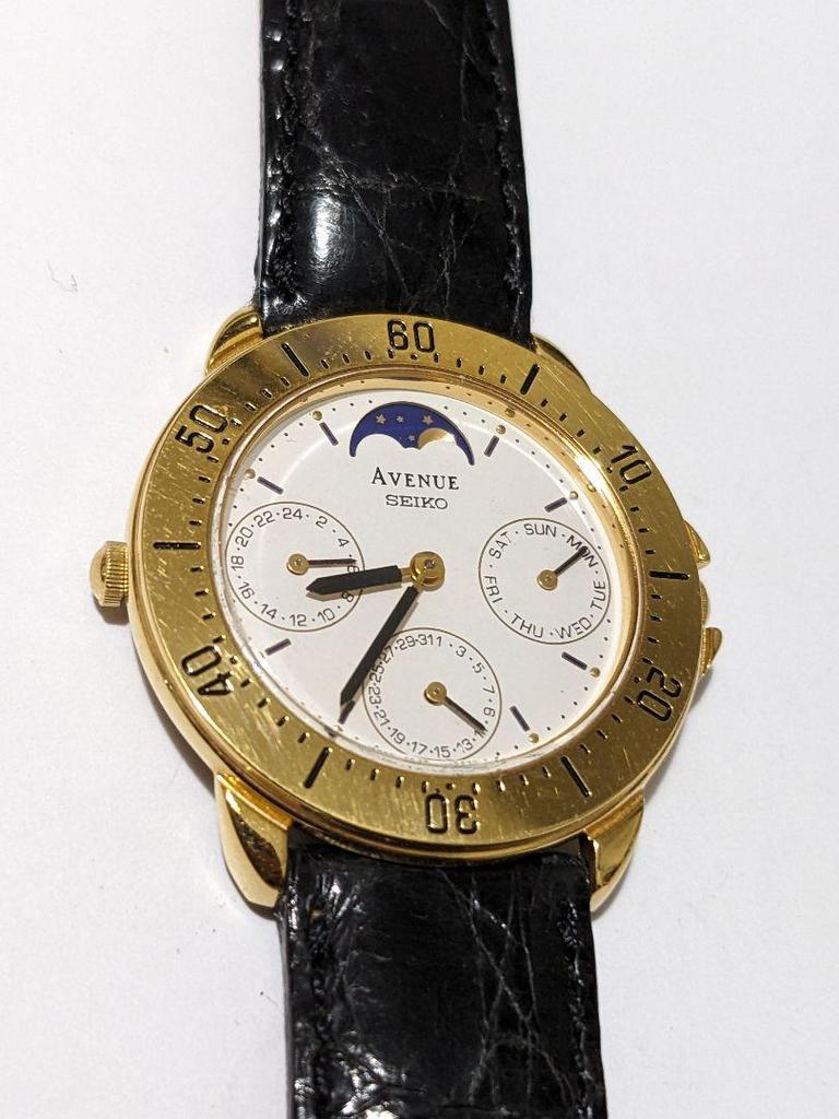 [USED] Seiko Avenue Moon Face 7f38-6250 Battery replaced